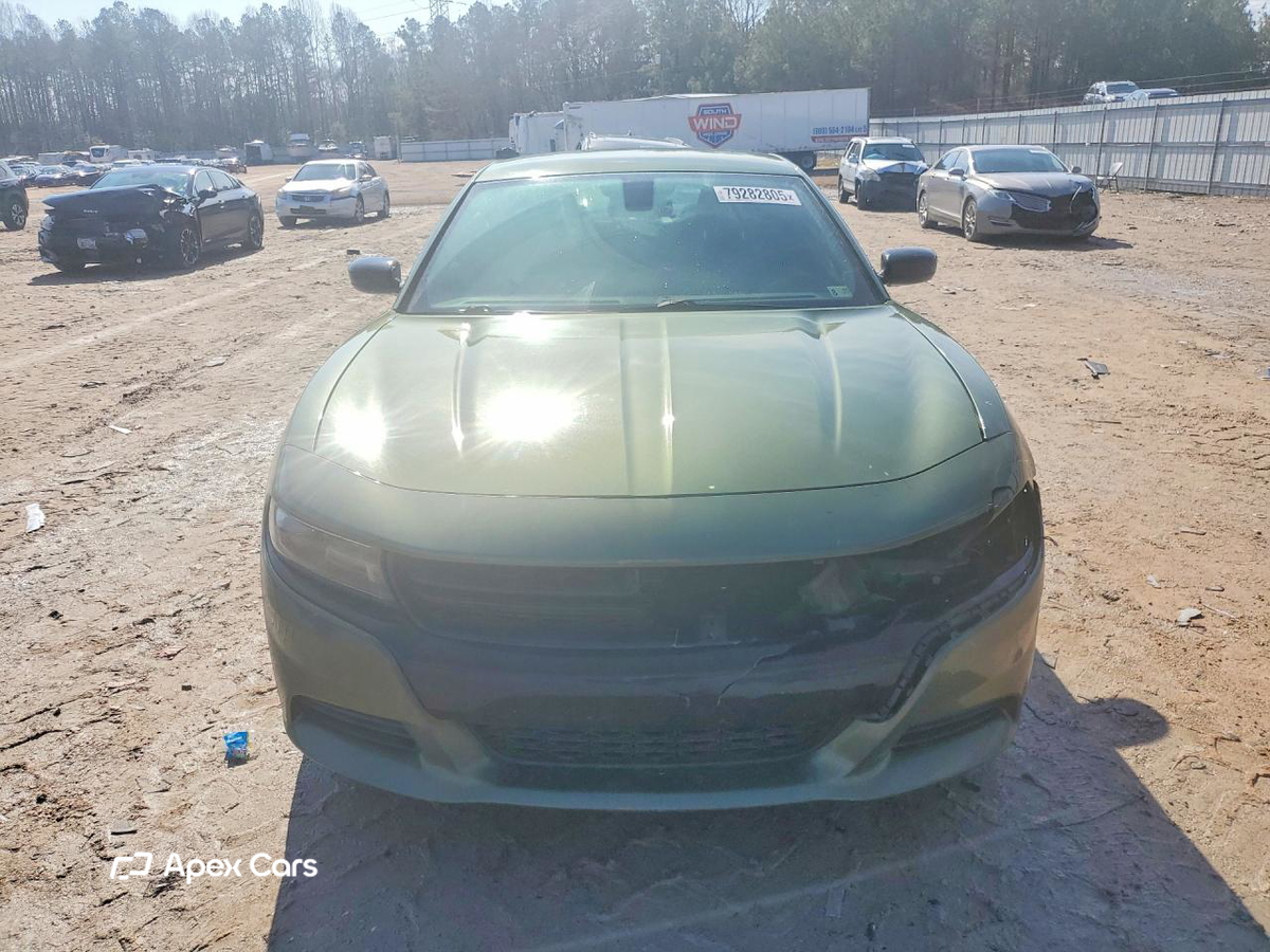 Dodge 600 2018