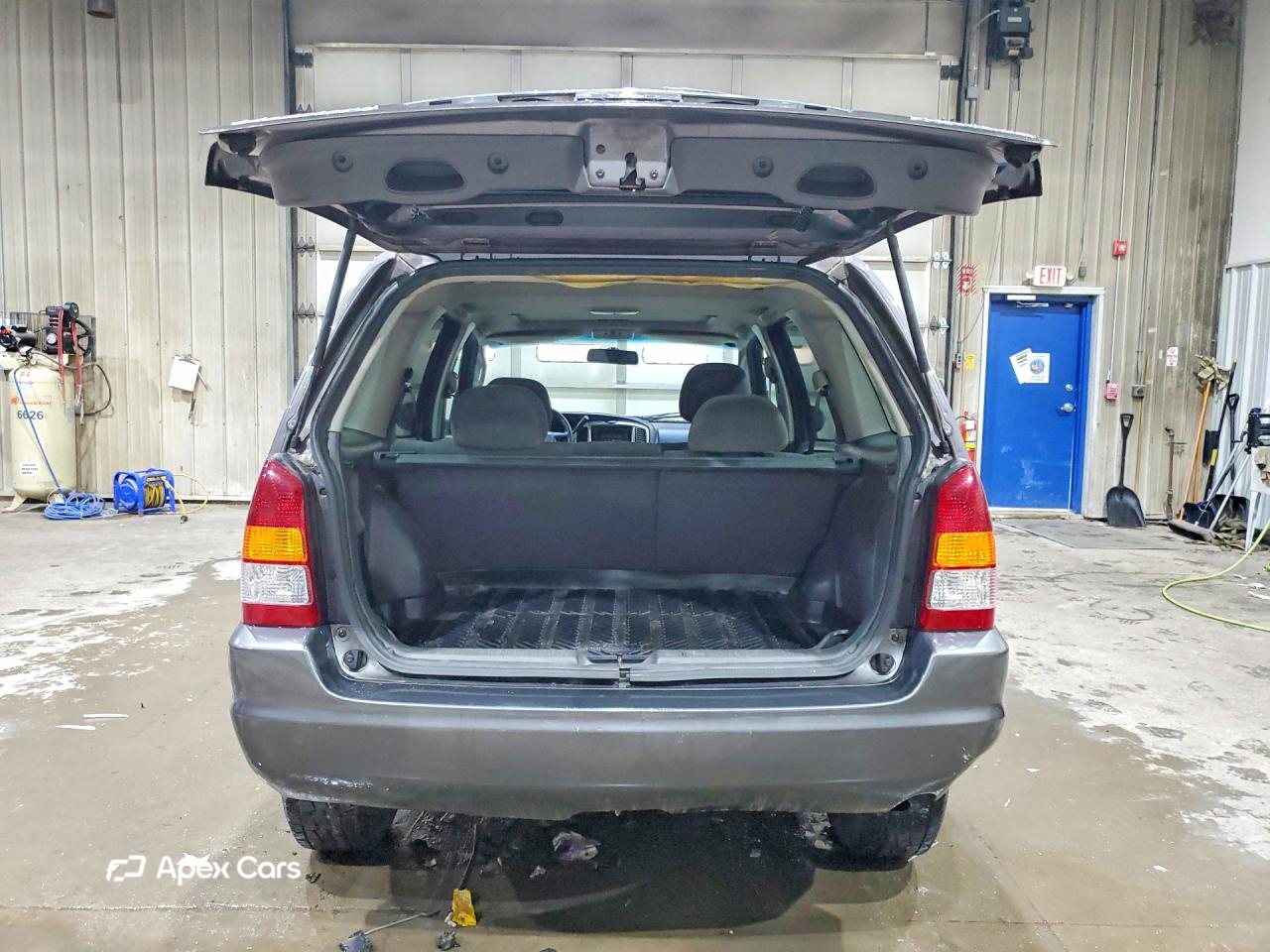 Mazda Tribute 2003