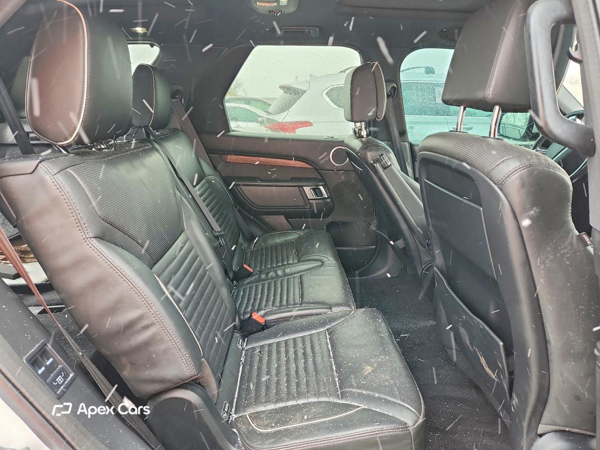 Land Rover Discovery 2018