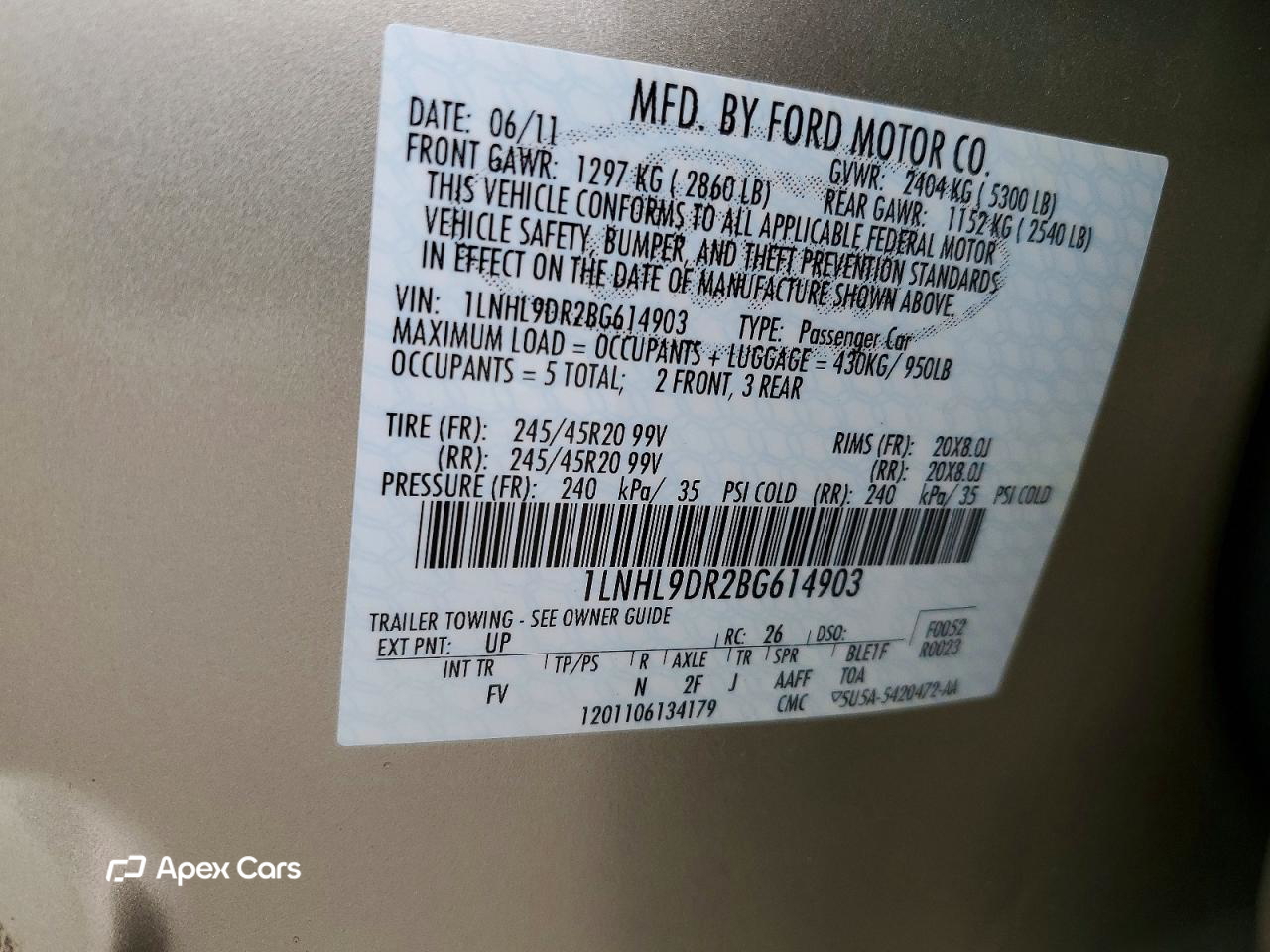 Lincoln MKS 2011
