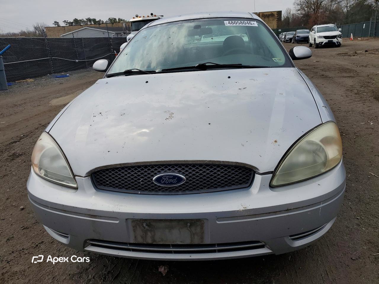 Ford Taurus 2004