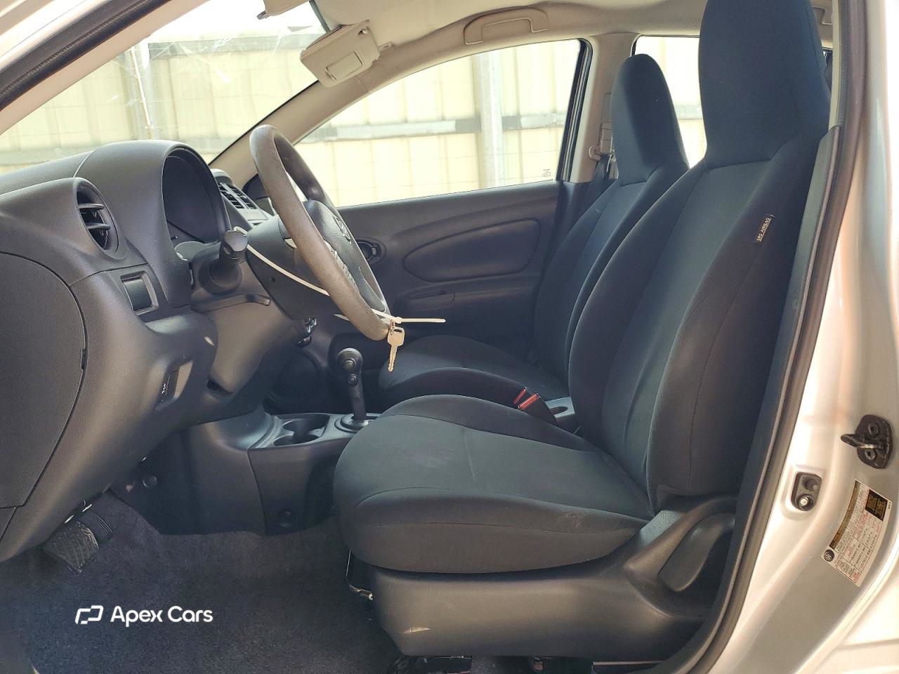 Nissan Versa 2015