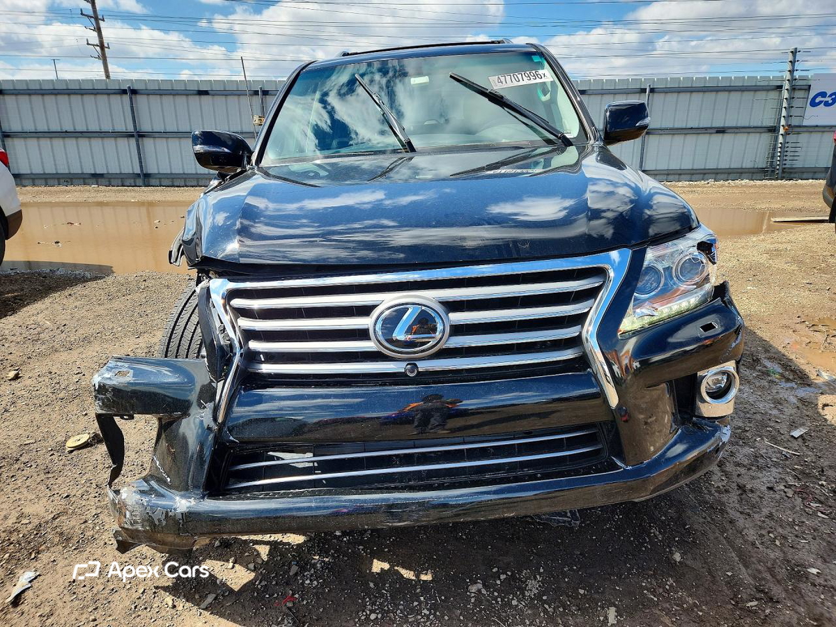 Lexus LX 2015