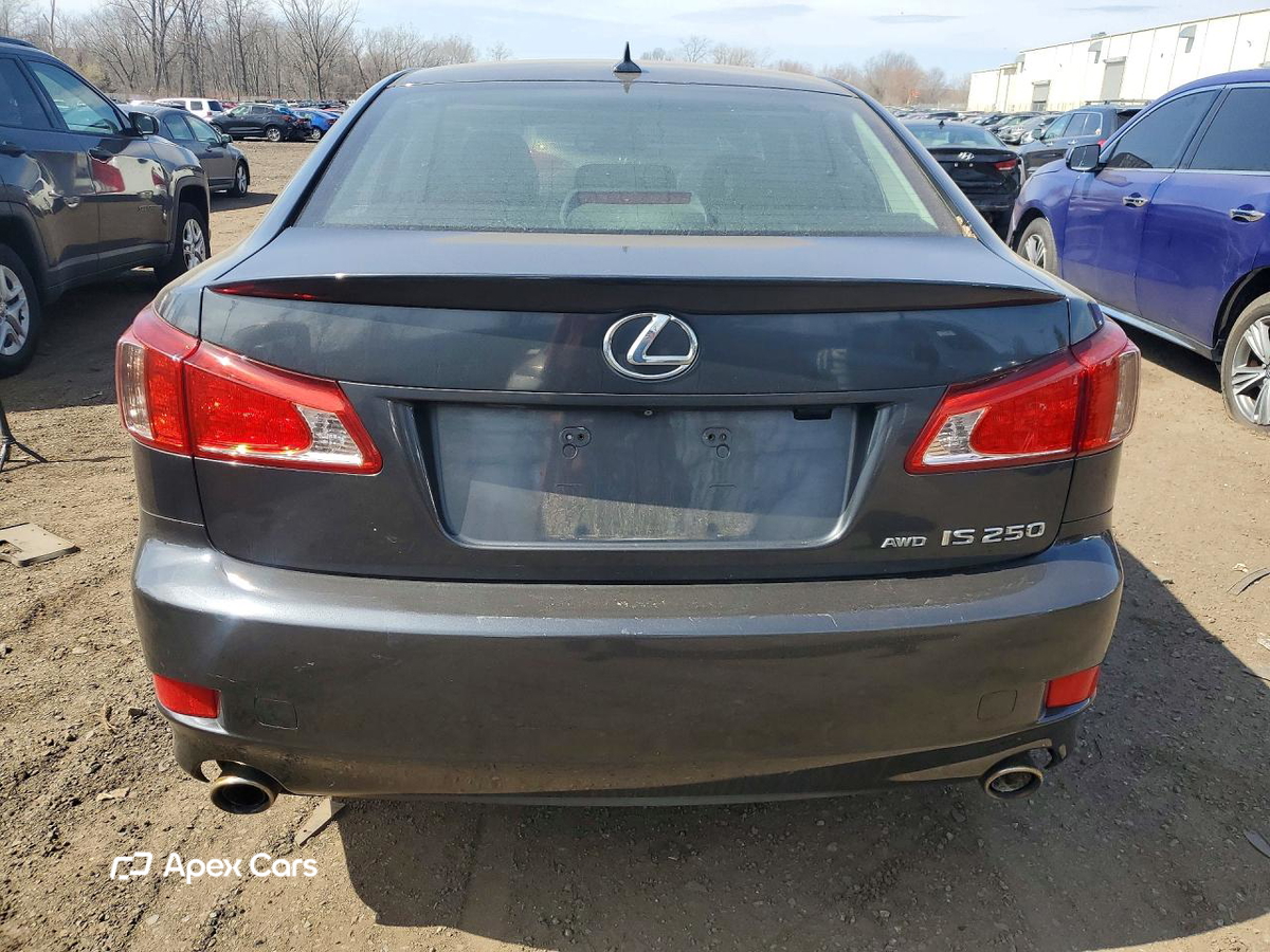 Lexus IS 2011