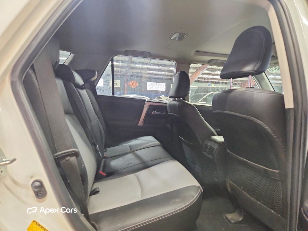 Toyota 4Runner 2016