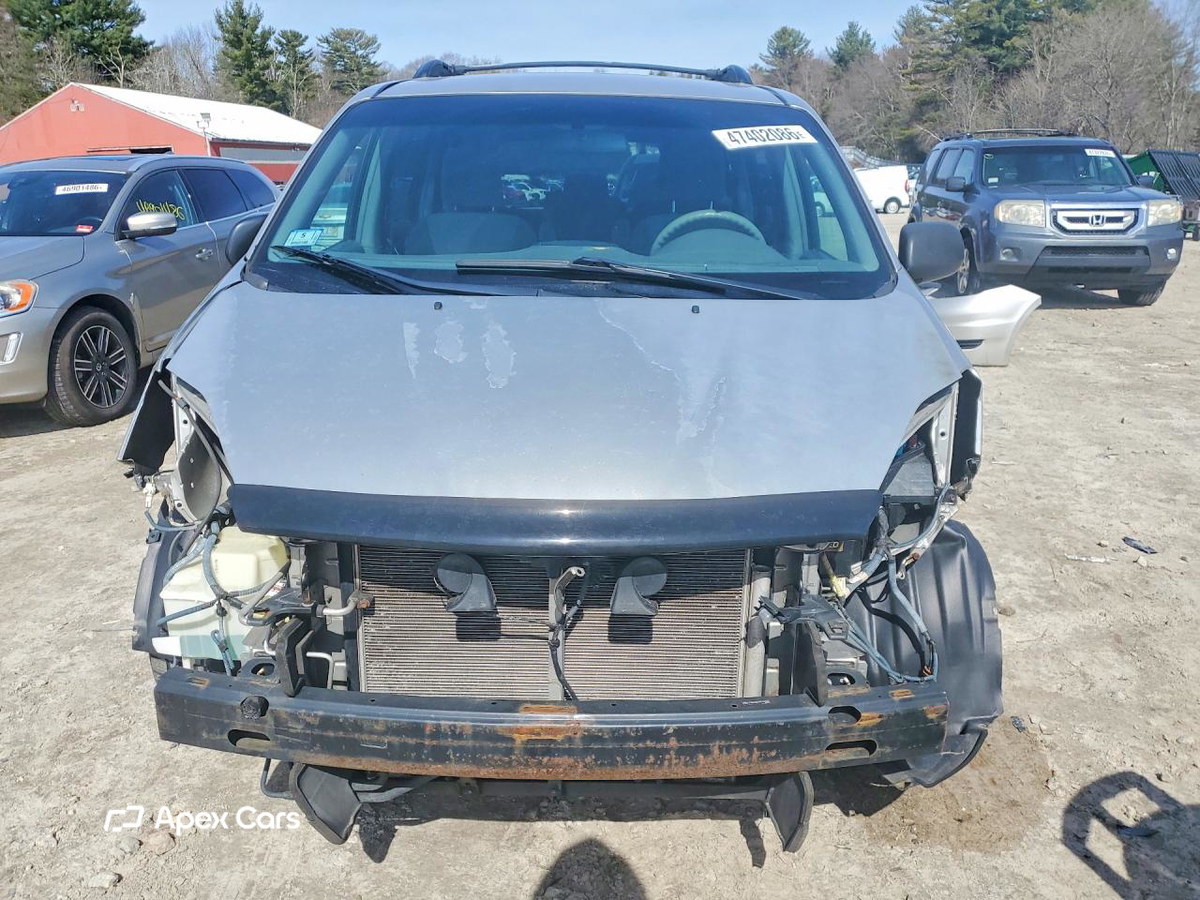 Toyota Sienna 2010