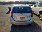 Nissan Versa 2015