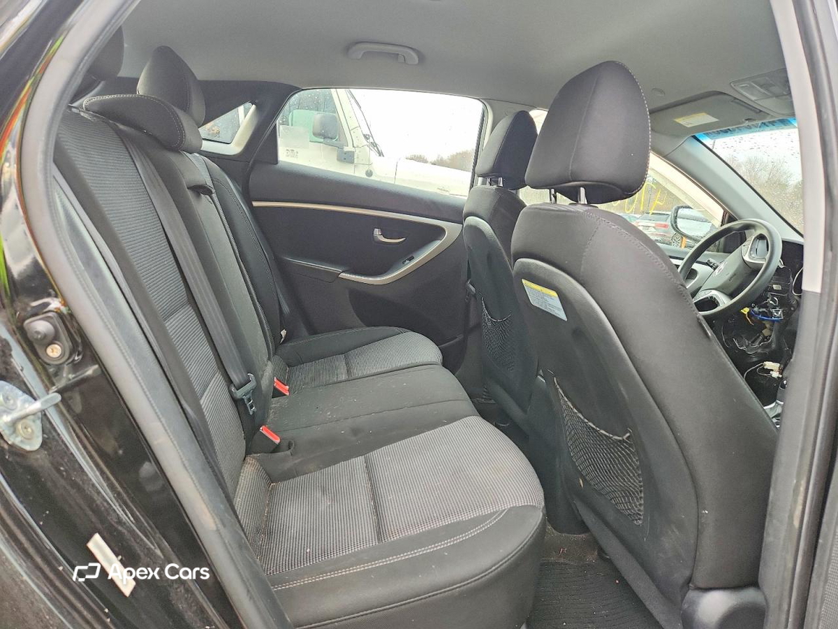 Hyundai Elantra 2013