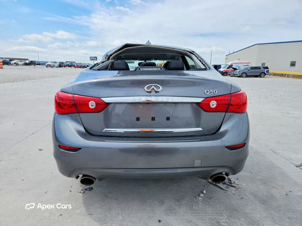 Infiniti Q50 2015
