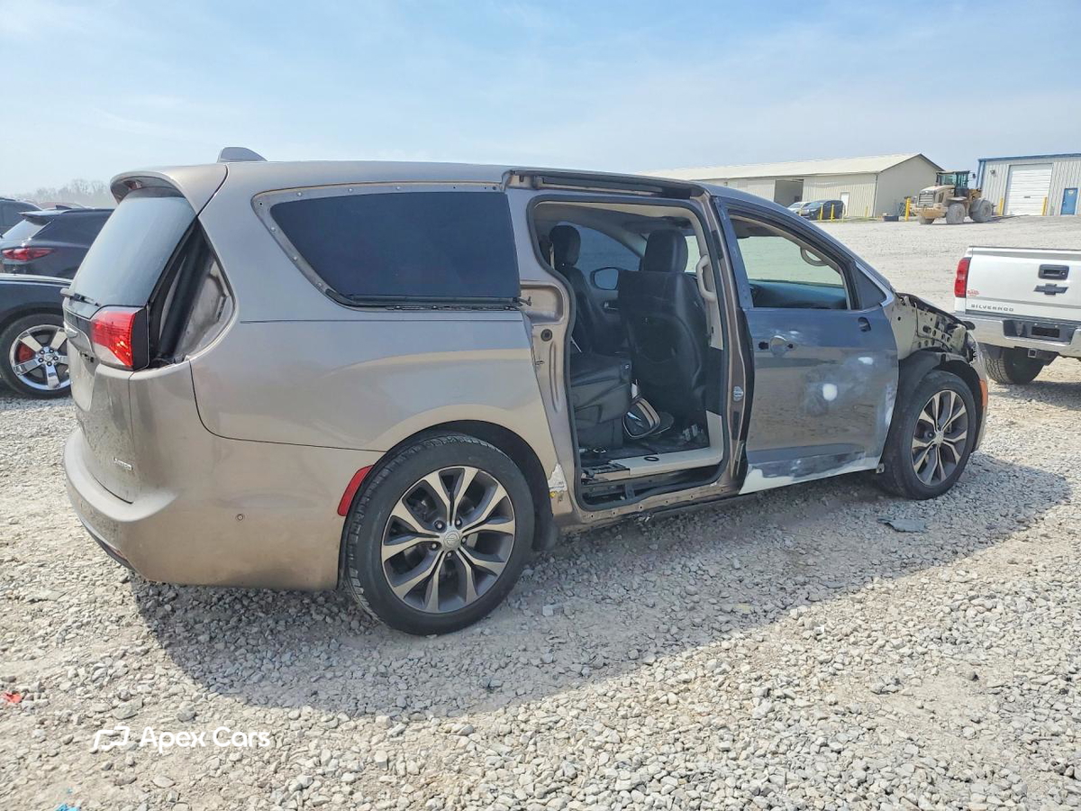 Chrysler Pacifica 2017