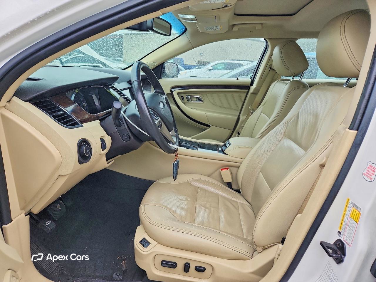 Ford Taurus 2019