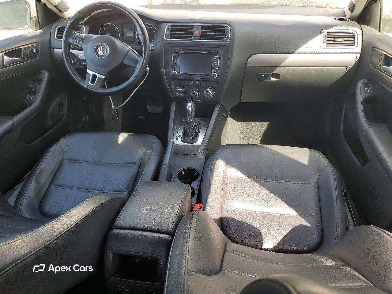 Volkswagen Jetta 2014