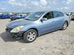 Nissan Altima 2010