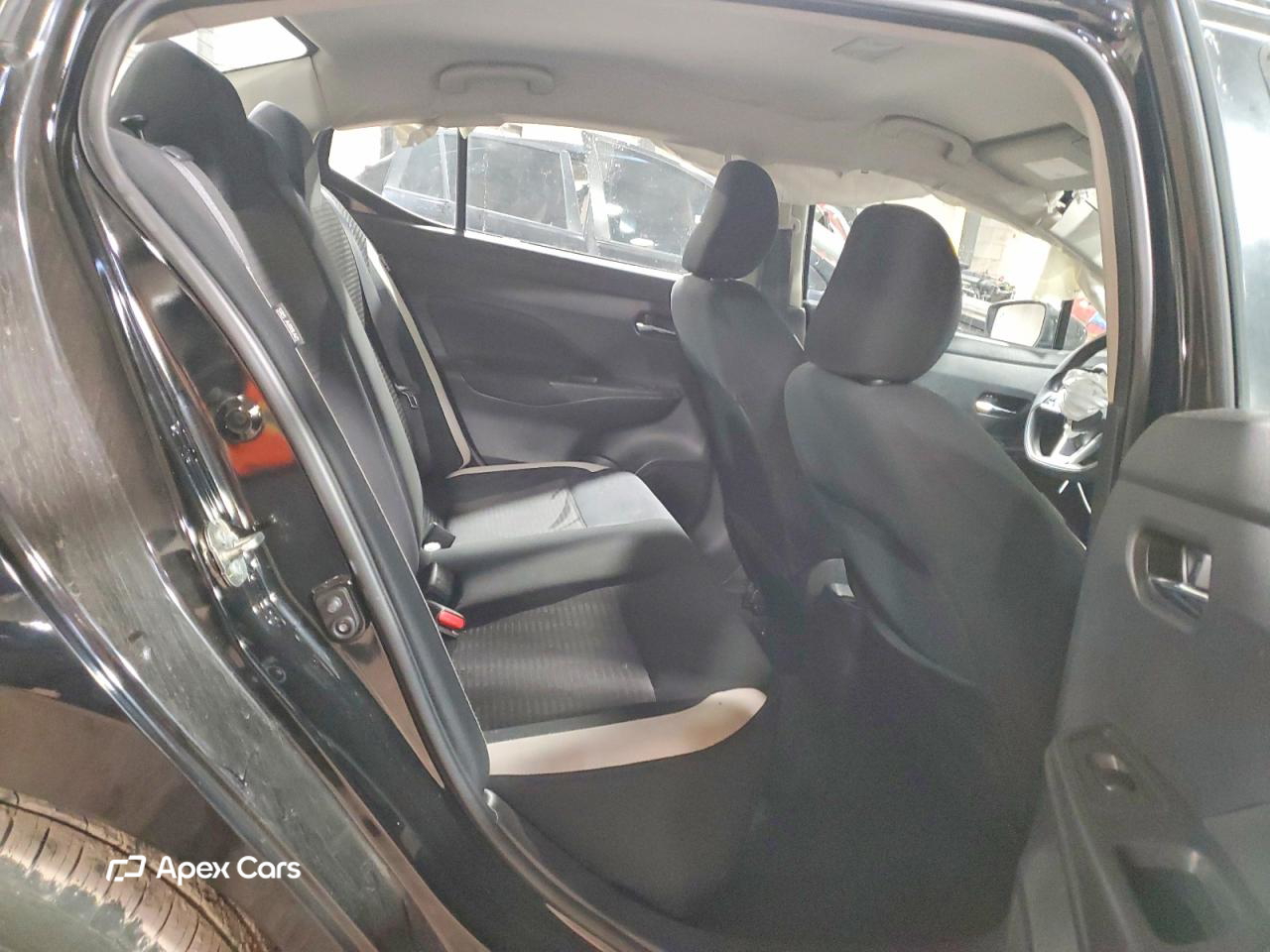 Nissan Versa 2021