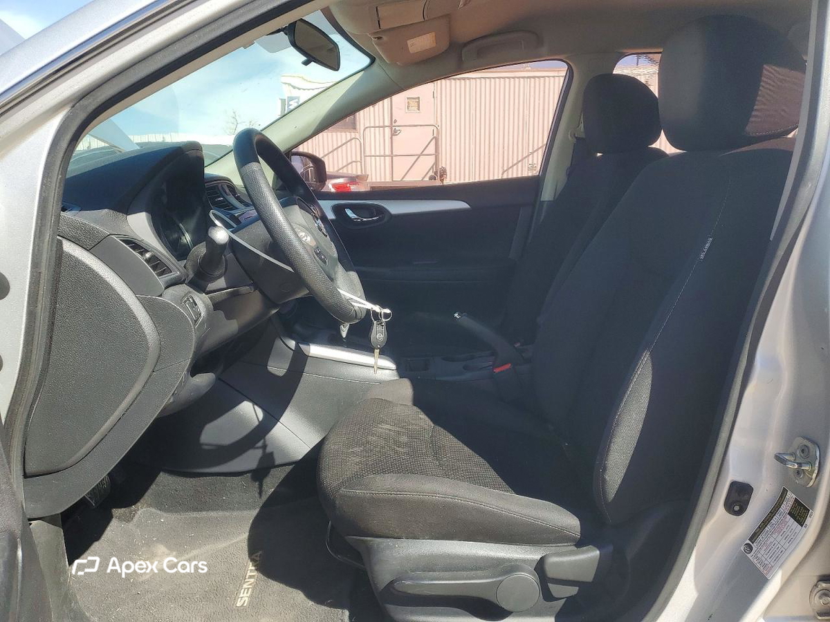 Nissan Sentra 2019