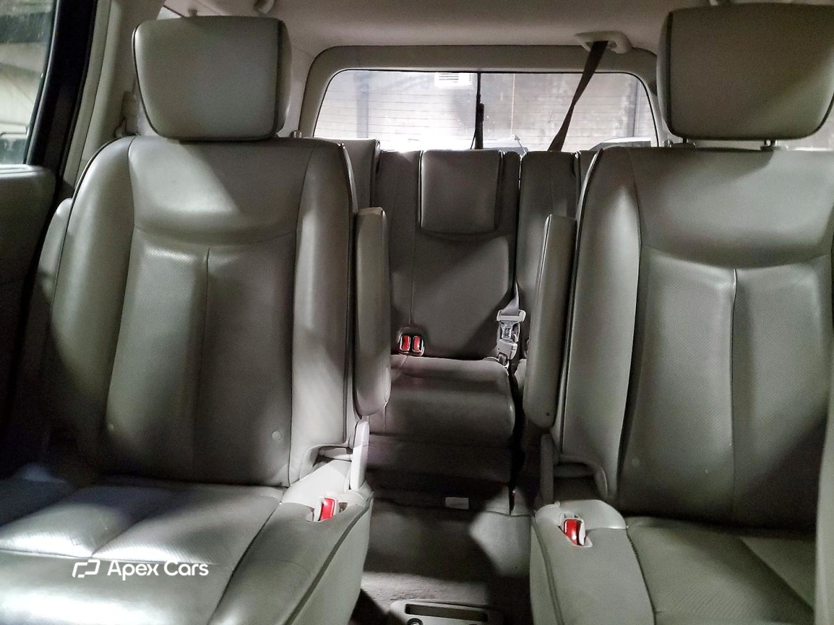 Nissan Quest 2012