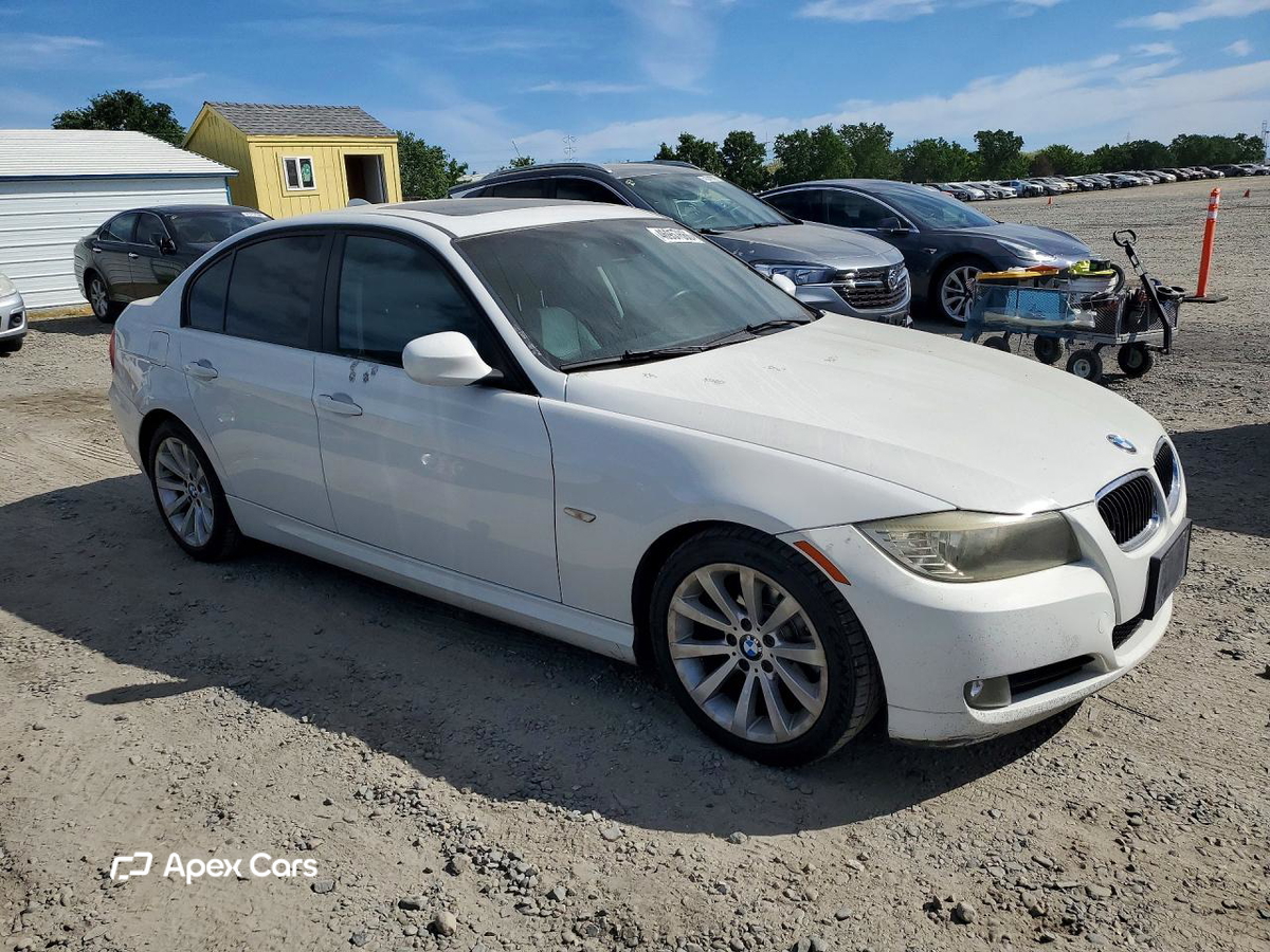 BMW Series 3 2011