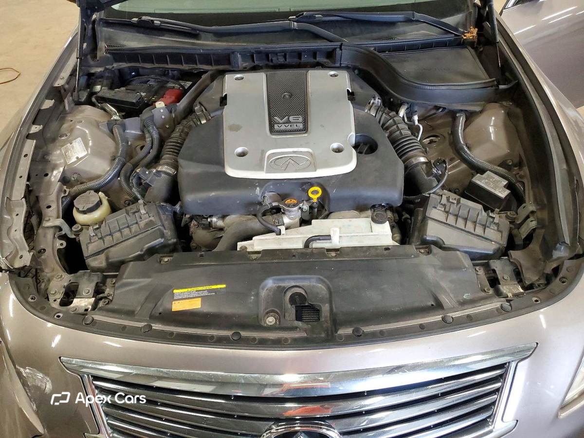 Infiniti G 2010