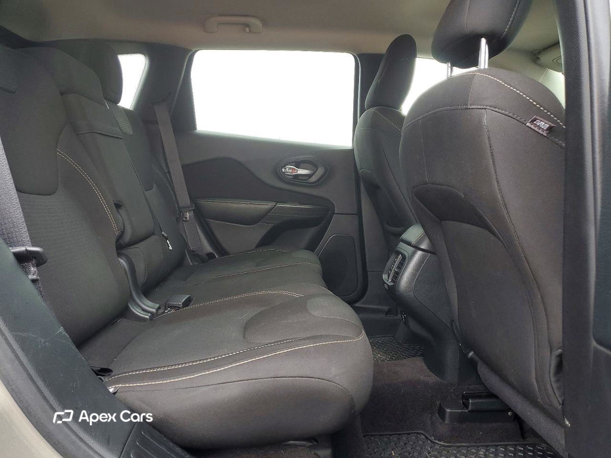 Jeep Cherokee 2016
