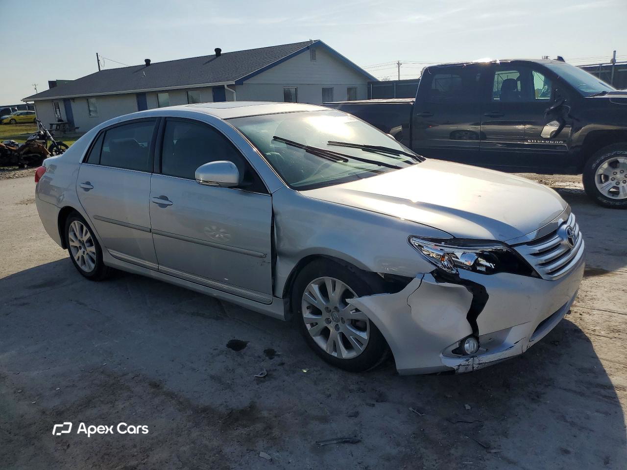 Toyota Avalon 2011