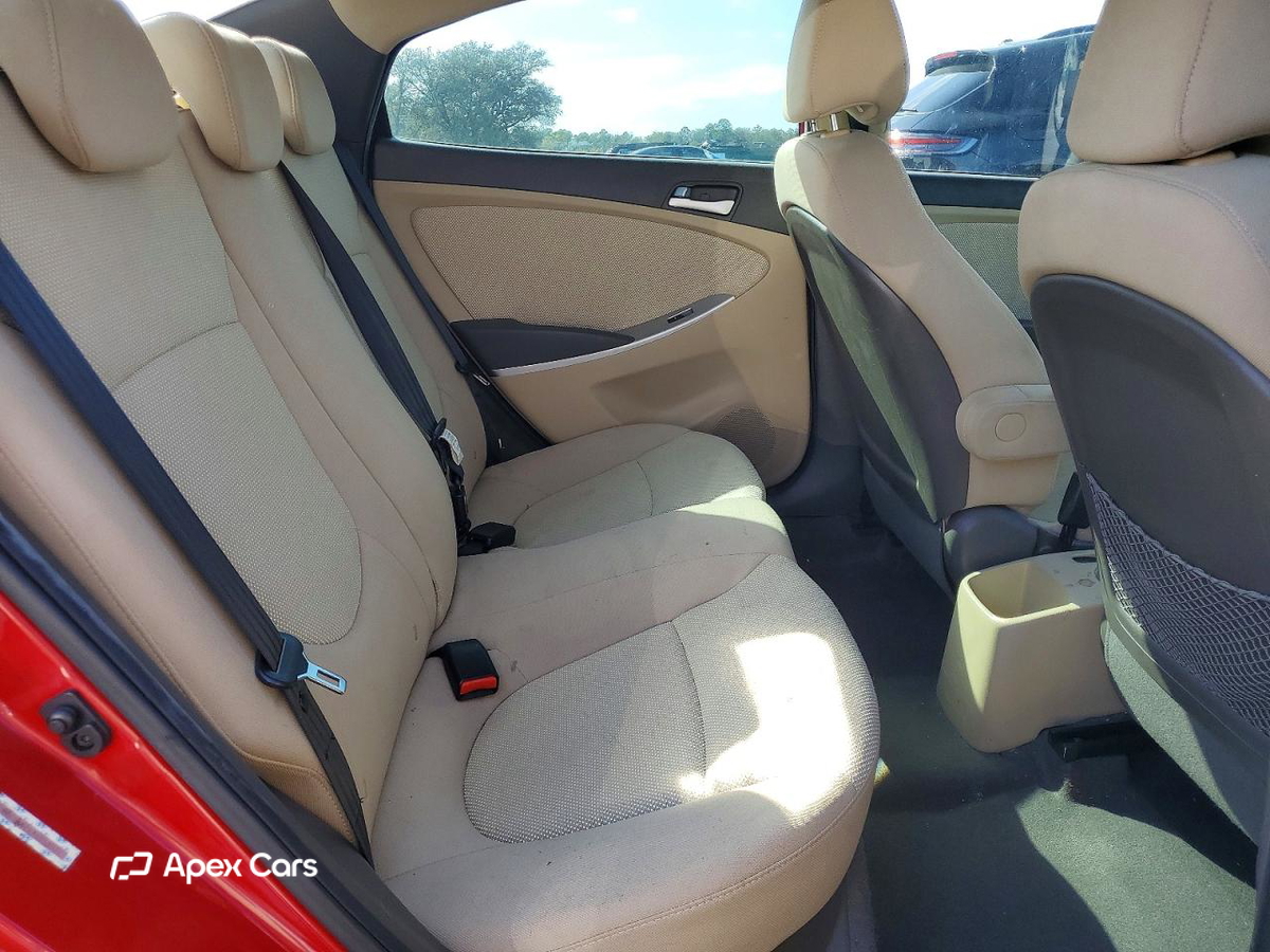 Hyundai Accent 2013