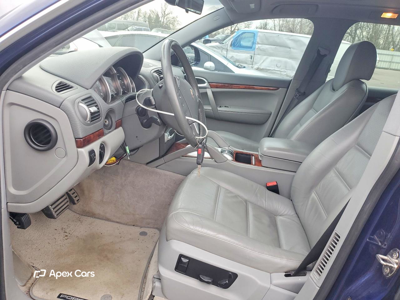 Porsche Cayenne 2003