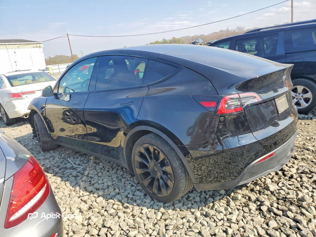 Tesla Model Y 2022