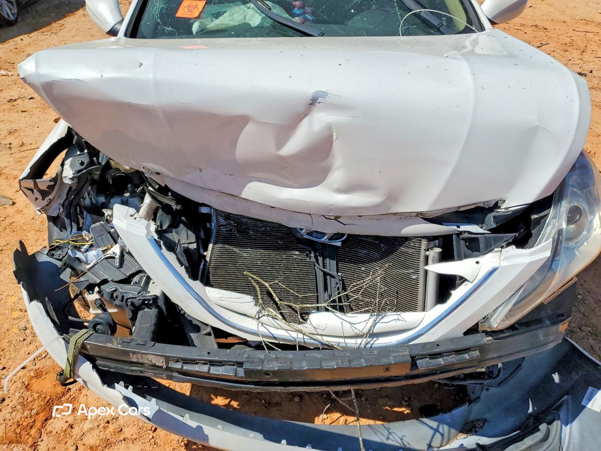 Hyundai Sonata 2011