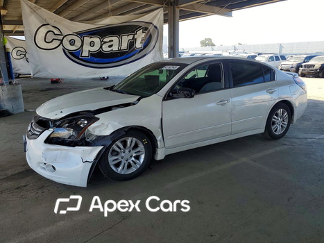 Nissan Altima 2011 - Image 1 of 13