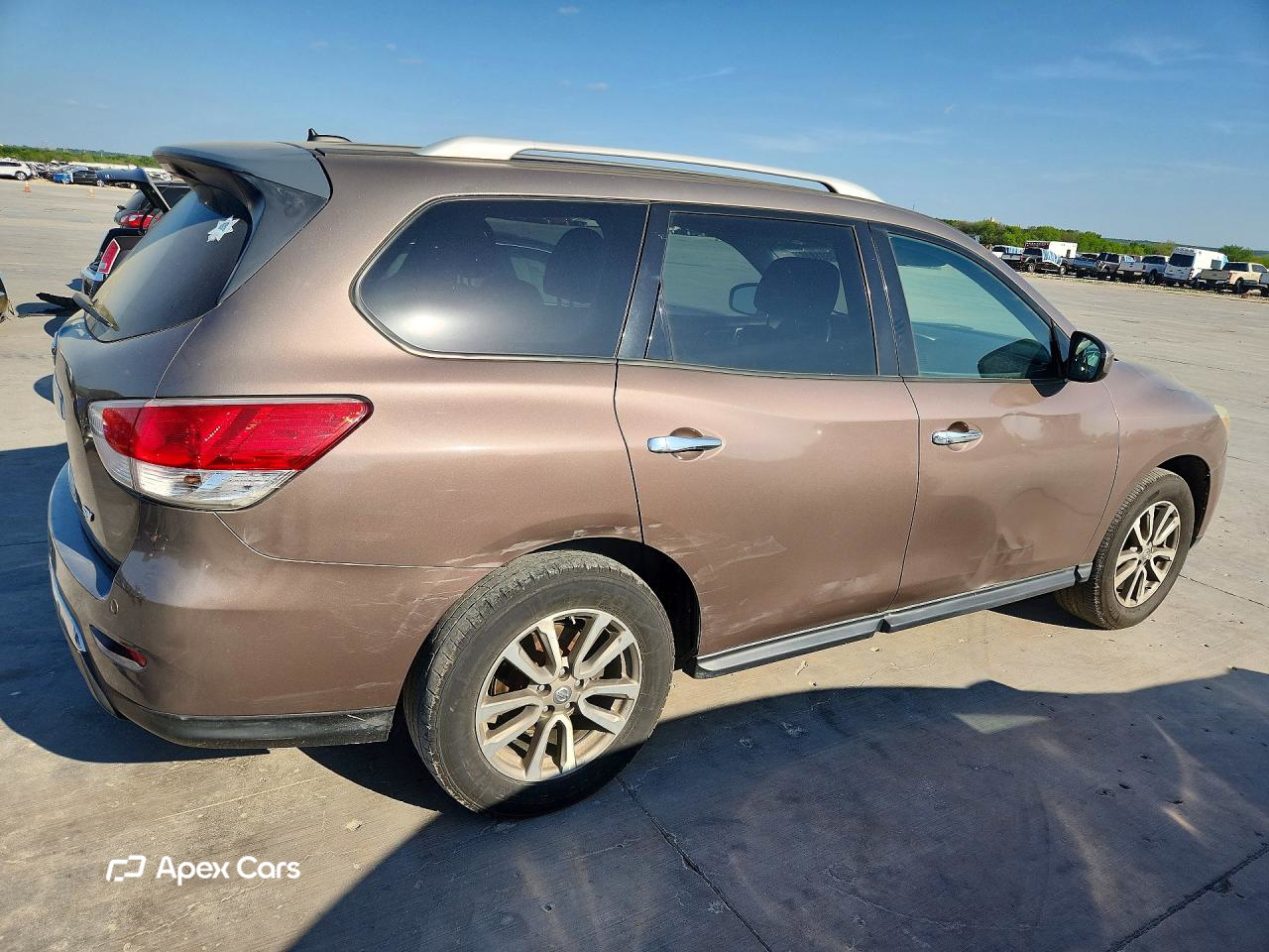 Nissan Pathfinder 2014