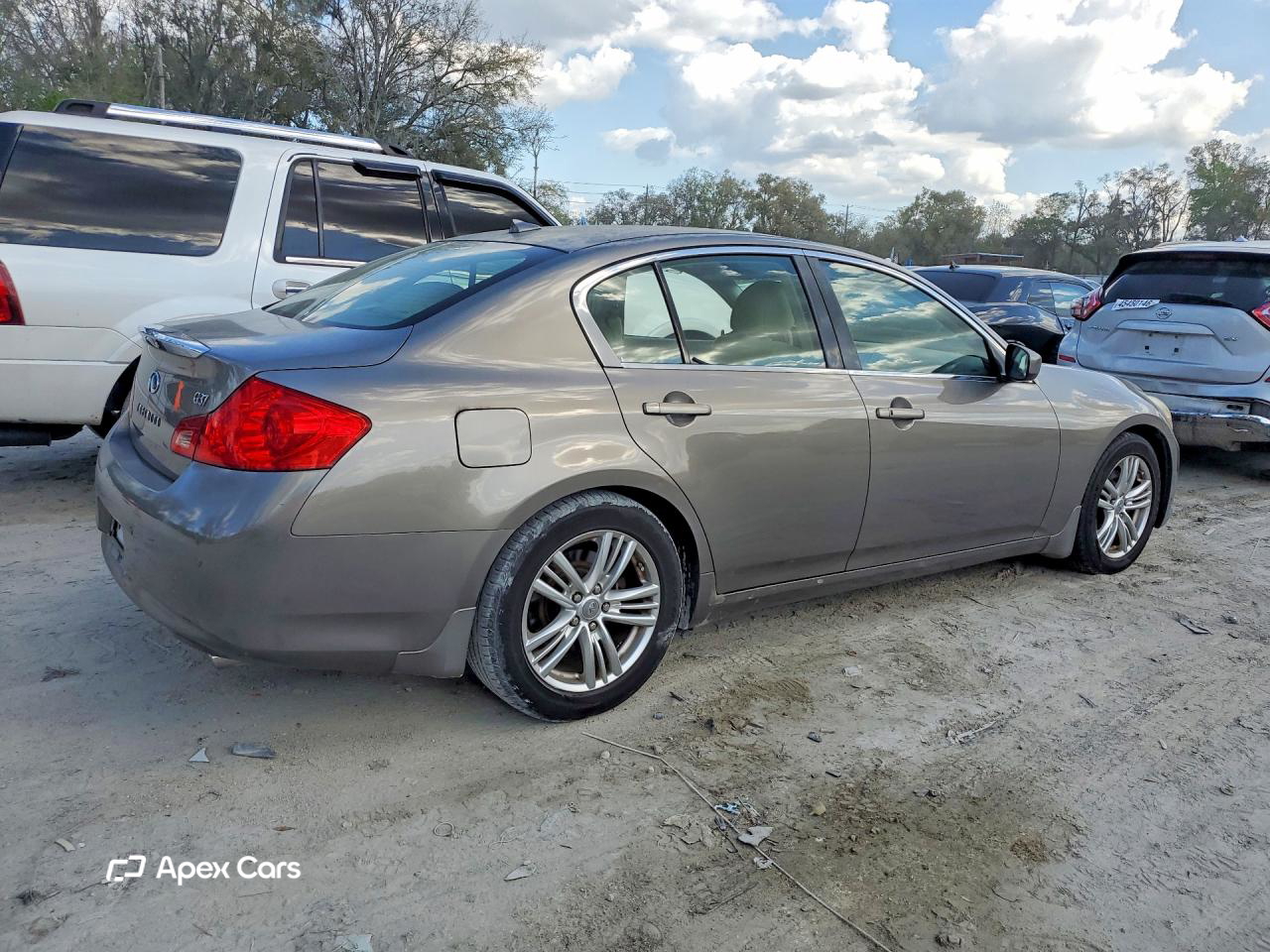 Infiniti G 2013