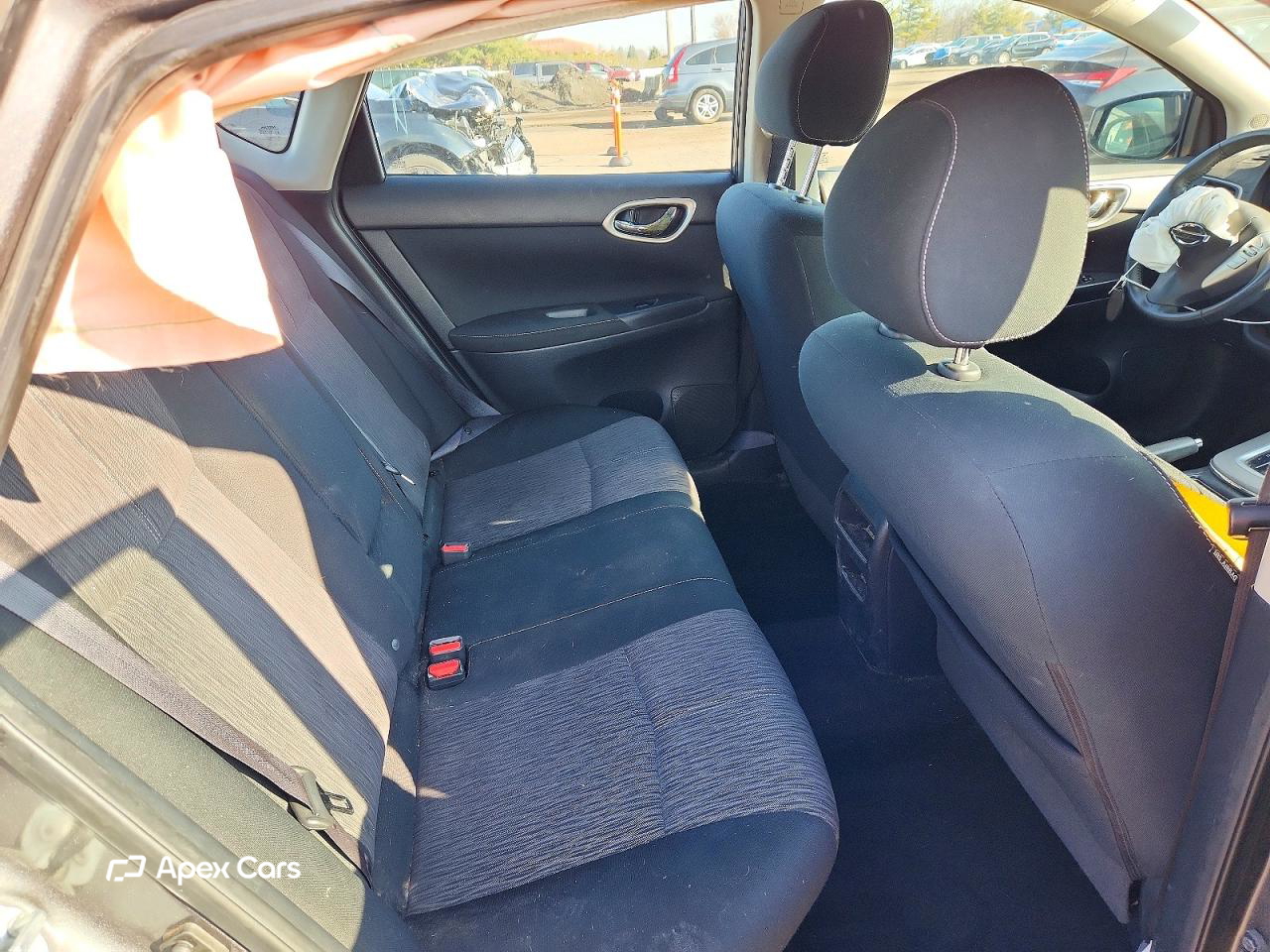 Nissan Sentra 2015