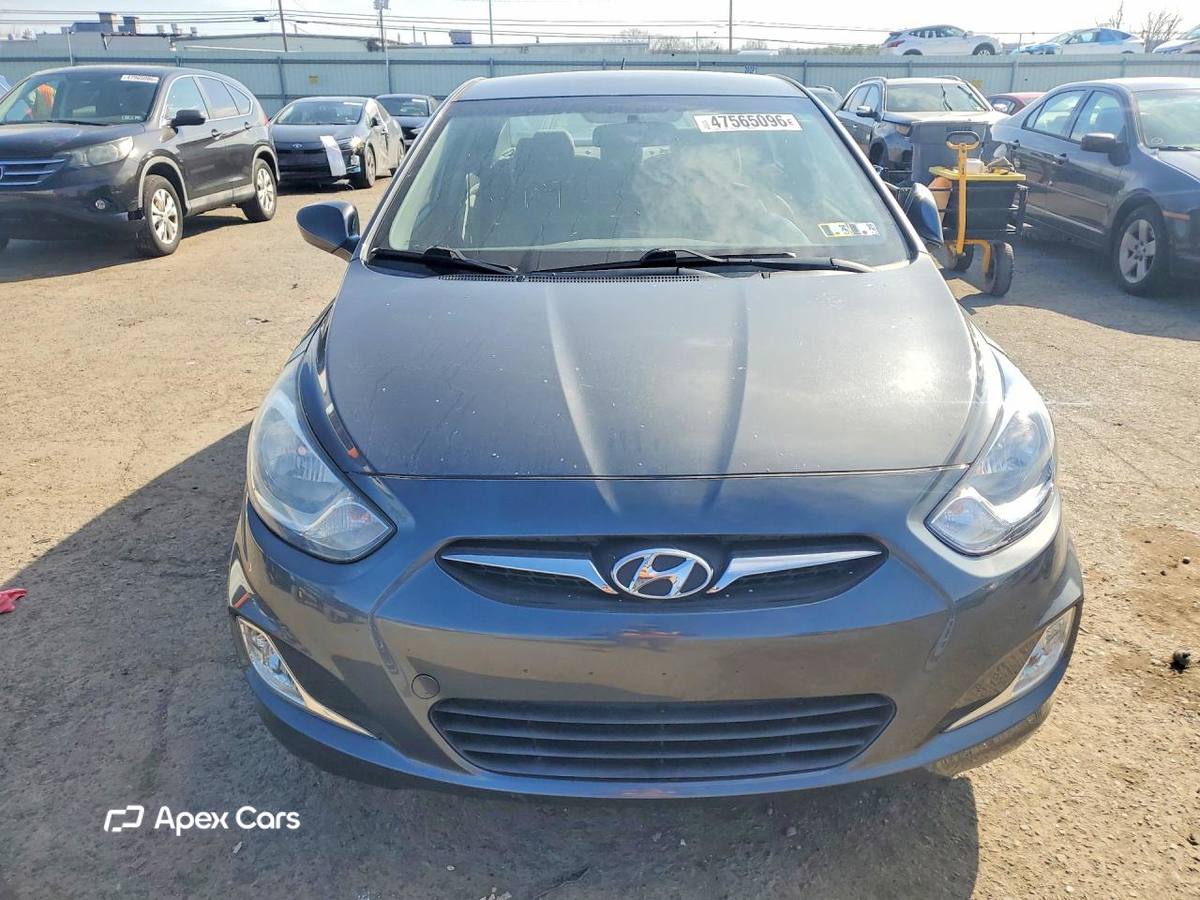 Hyundai Accent 2012