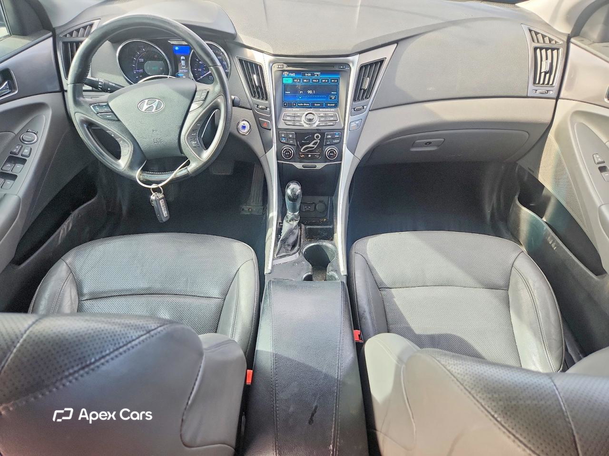 Hyundai Sonata 2012