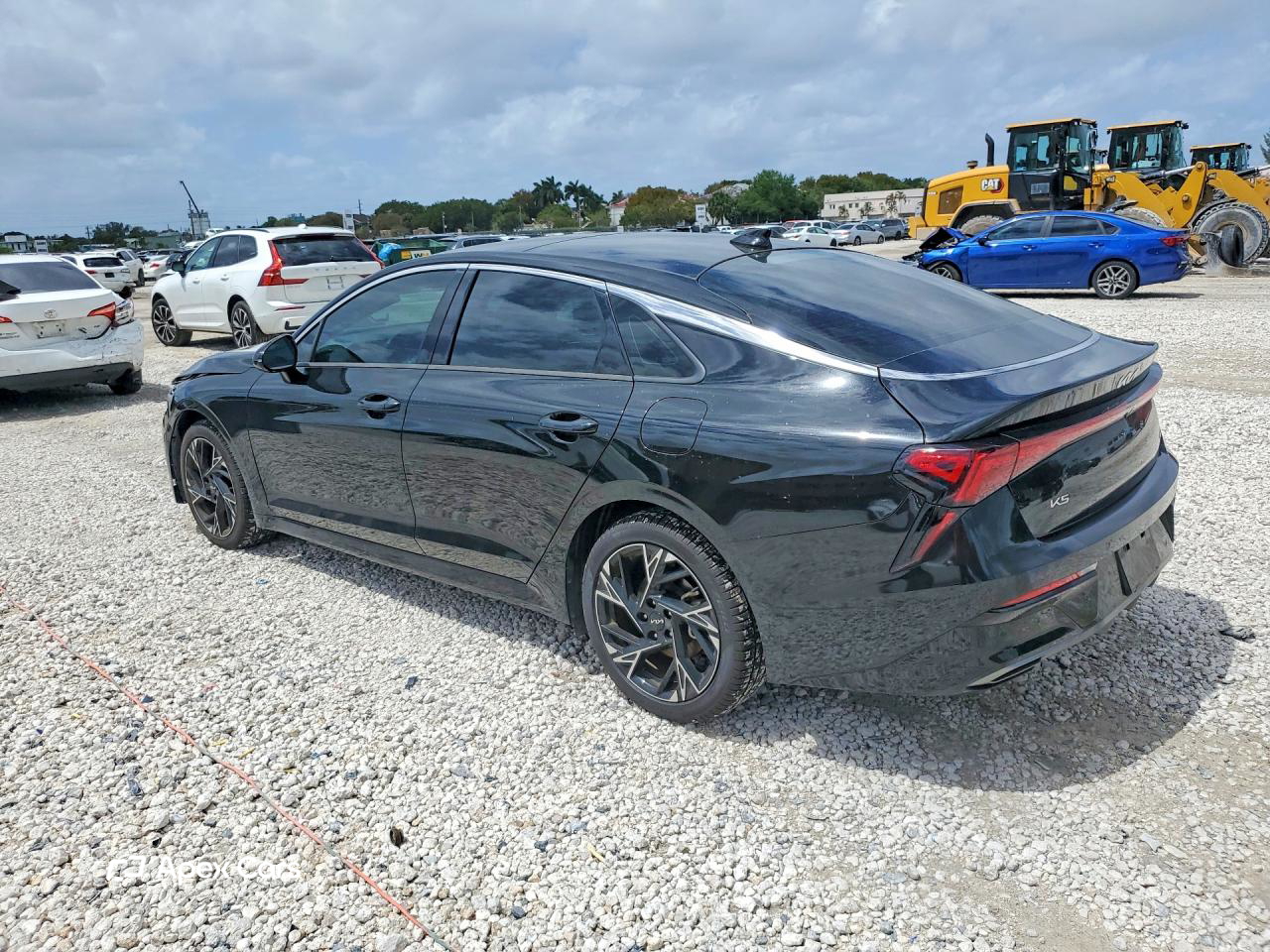 Kia K5 2025