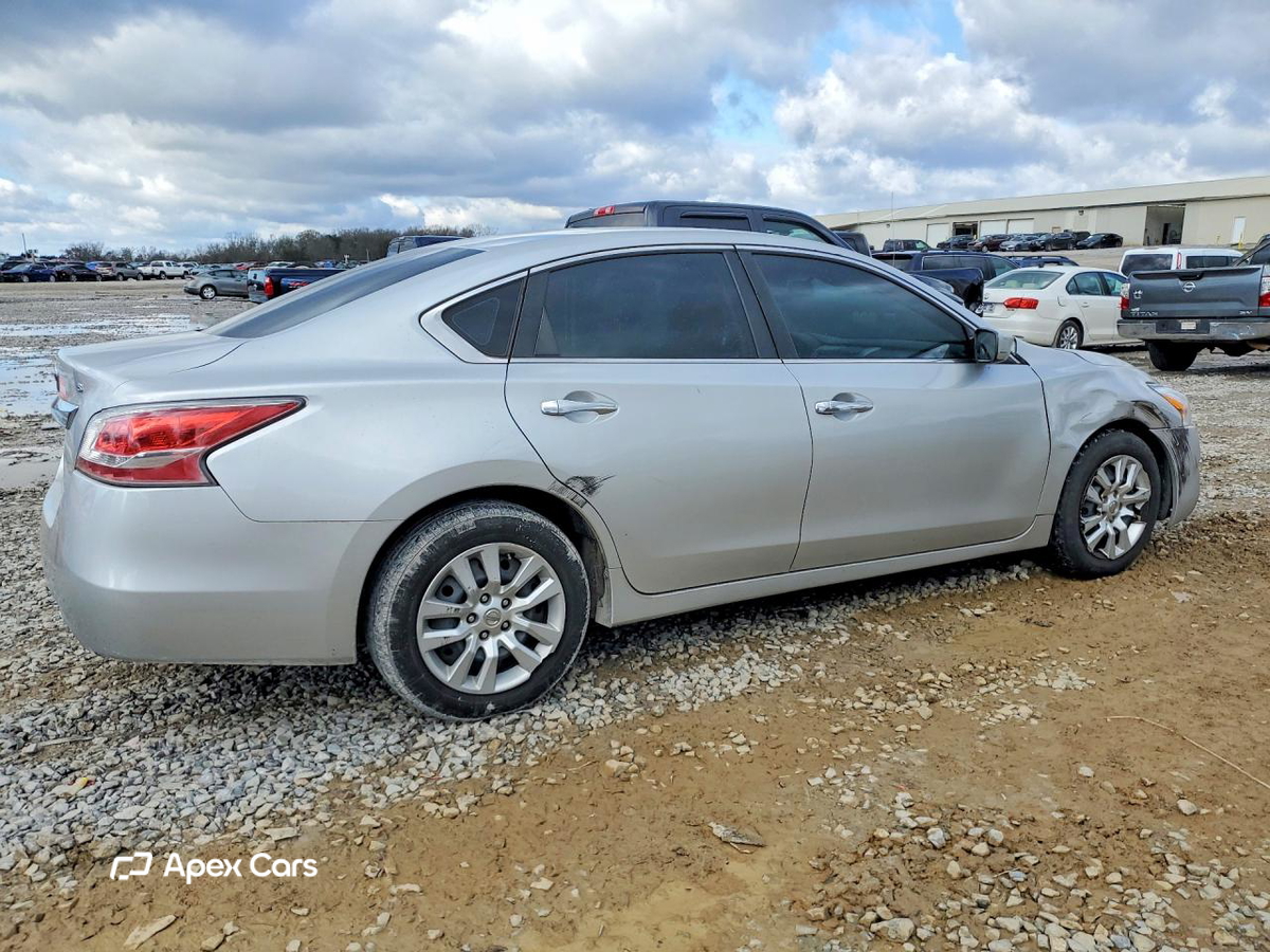 Nissan Altima 2015