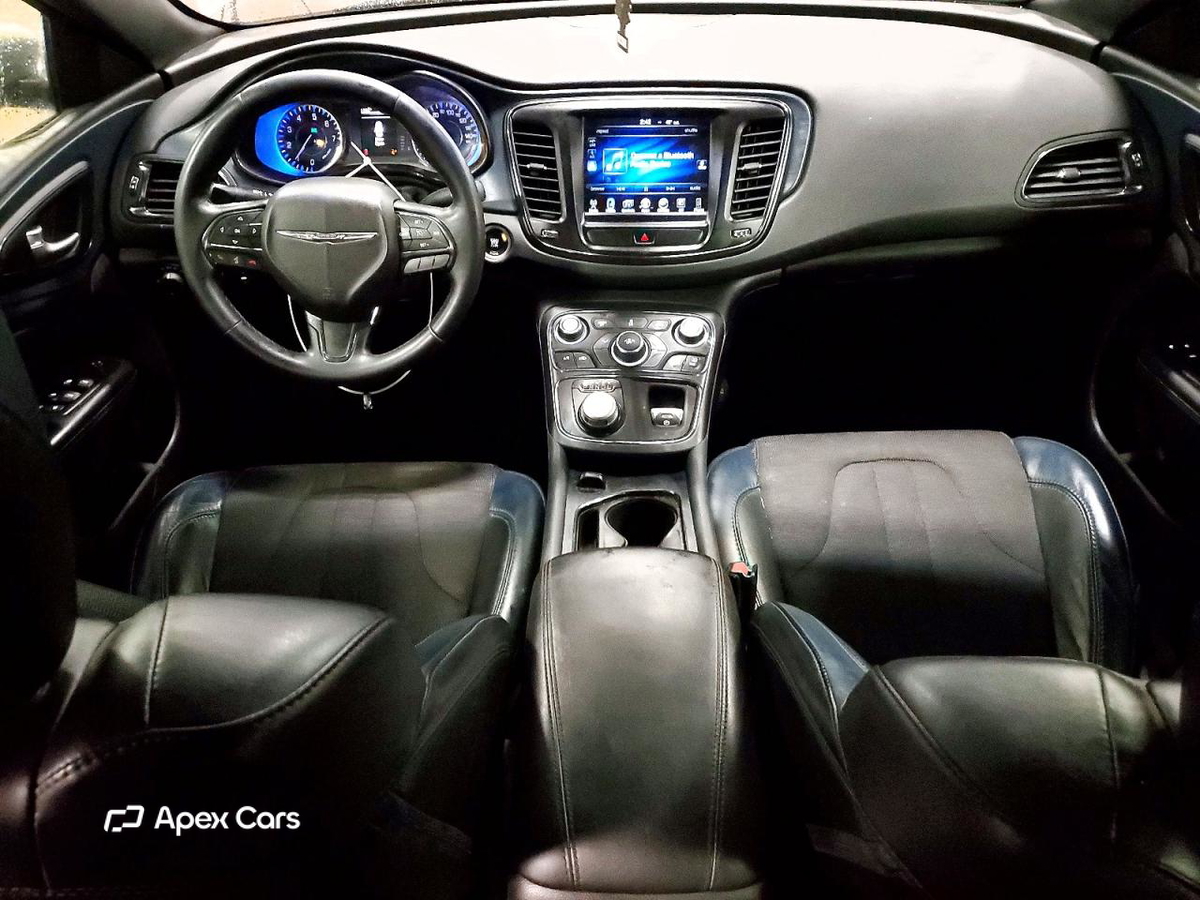 Chrysler 200 2015