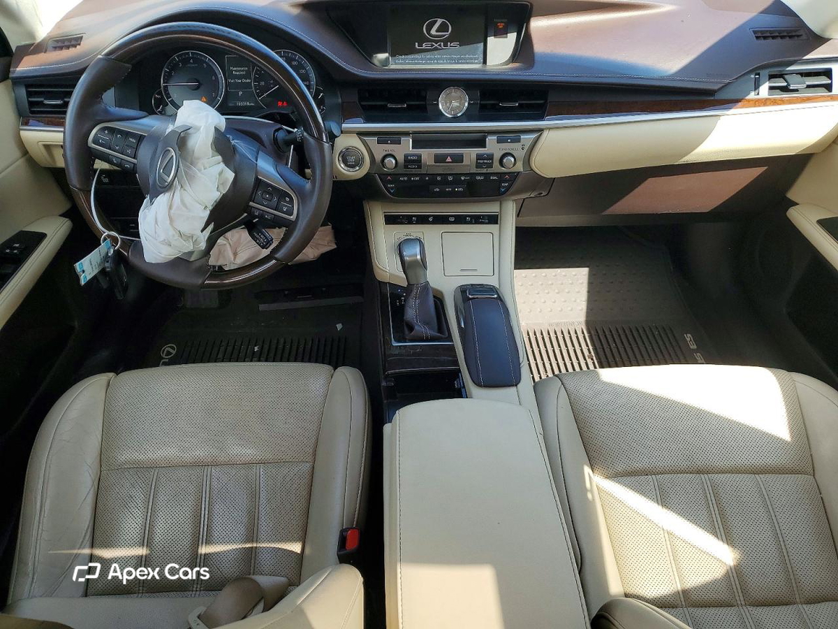 Lexus ES 2016
