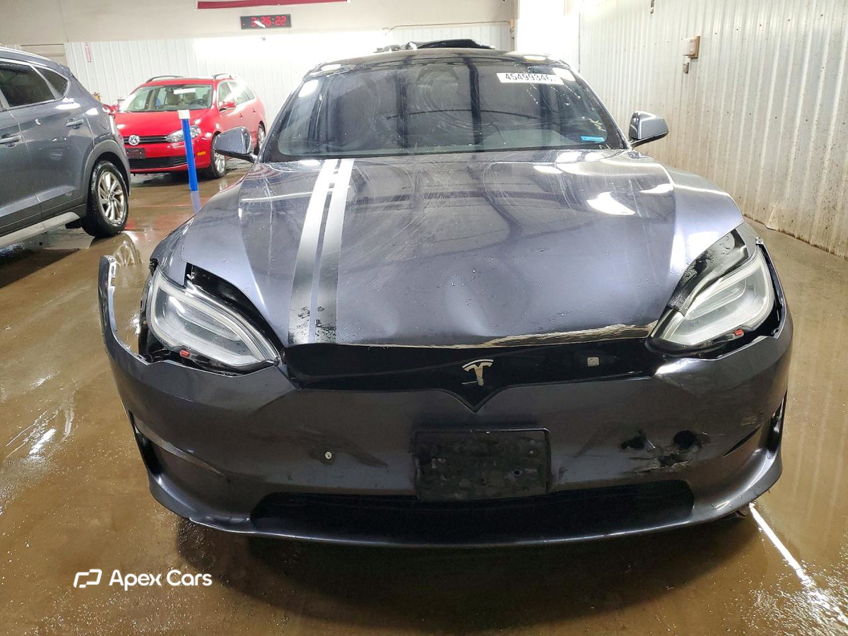 Tesla Model S 2021