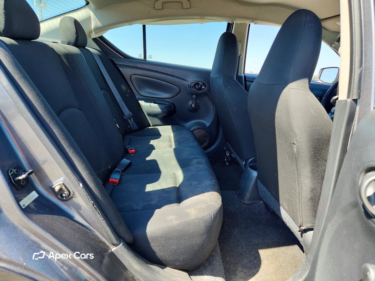 Nissan Versa 2017