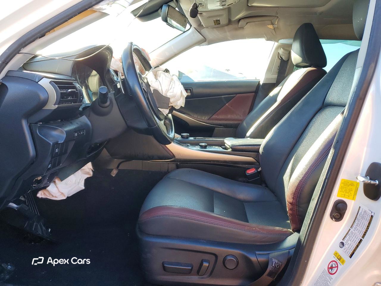 Lexus IS 2019
