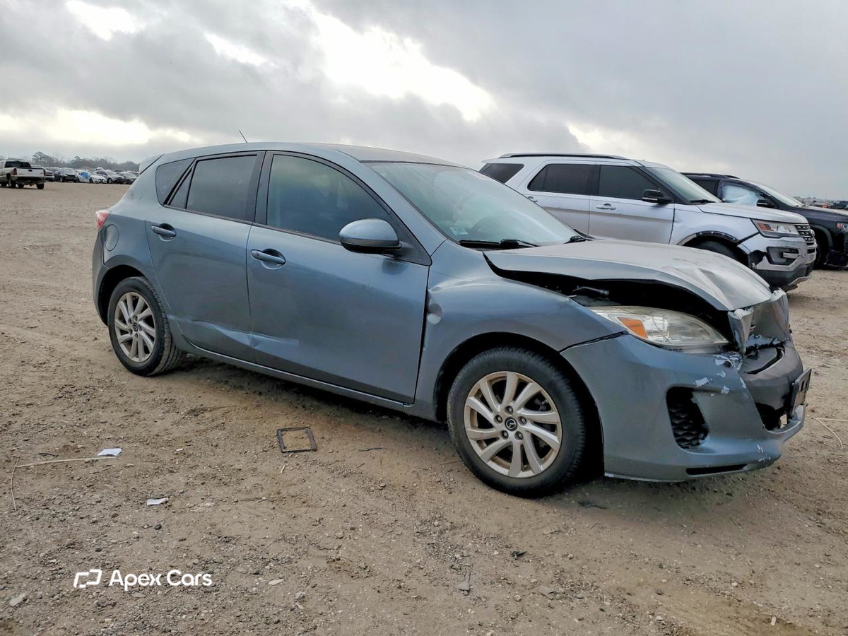 Mazda 3 2013
