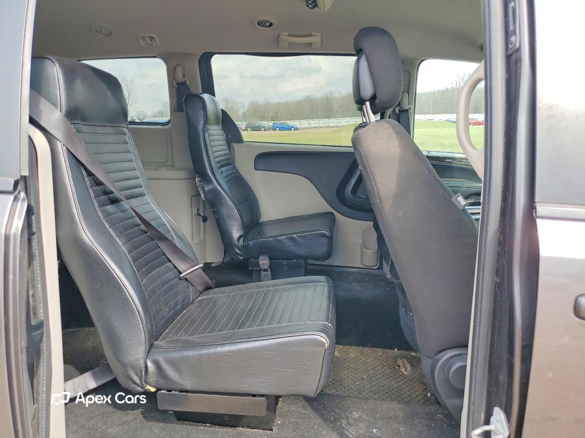 Dodge Caravan 2016
