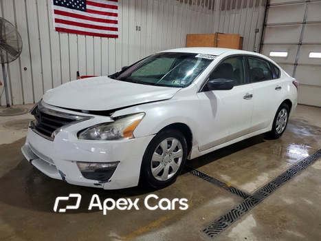 Nissan Altima 2015 - Image 1 of 14