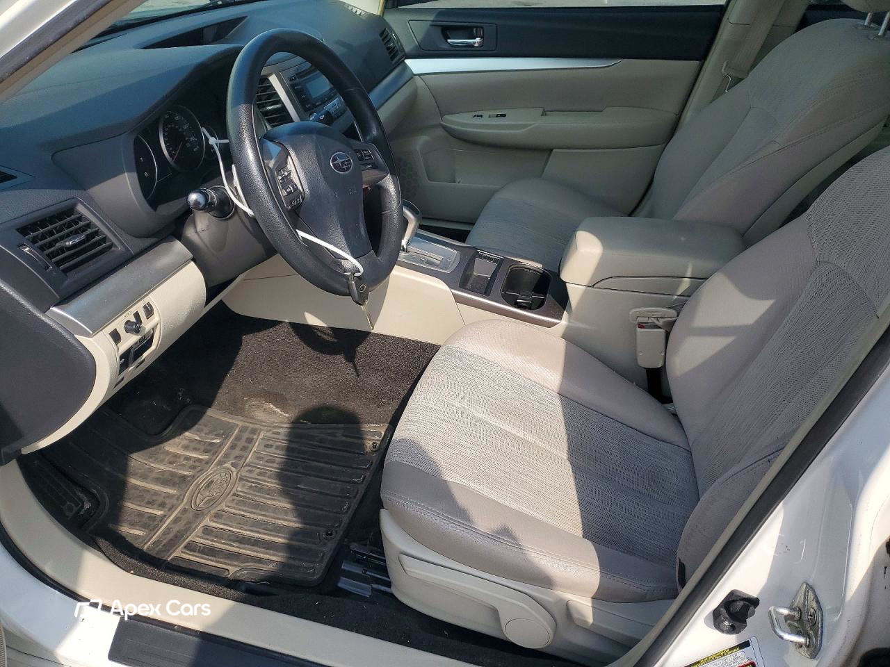 Subaru Legacy 2014