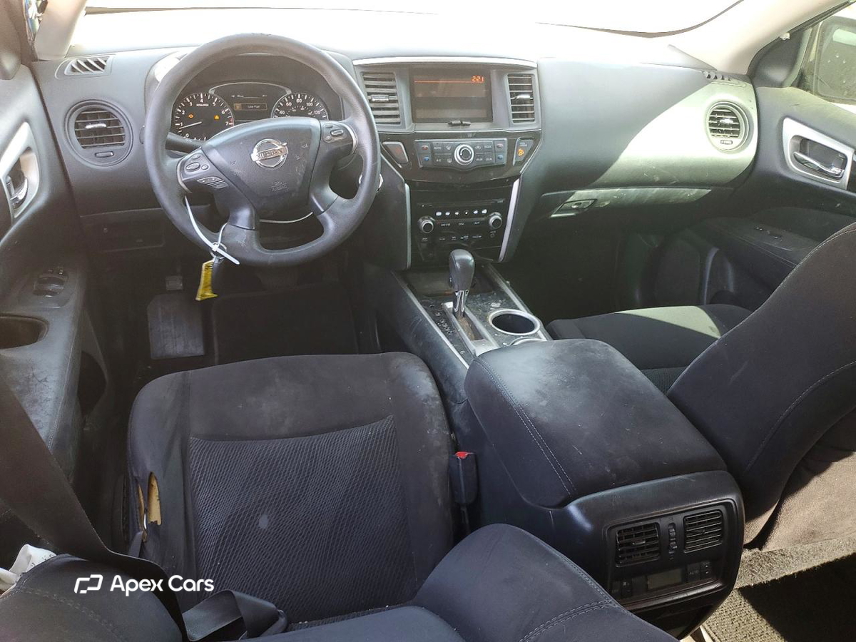 Nissan Pathfinder 2013