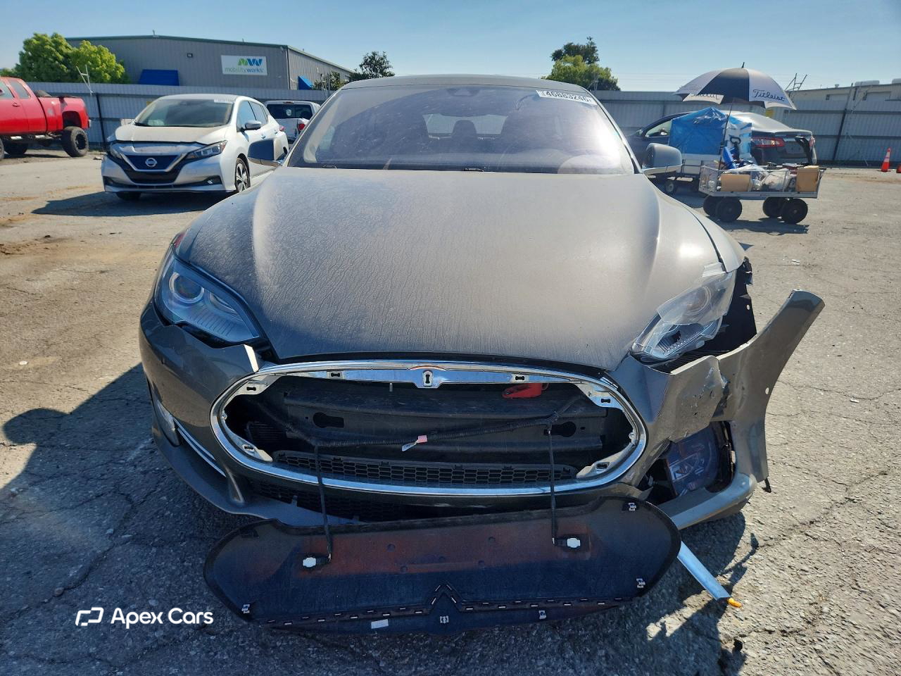 Tesla Model S 2015
