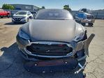 Tesla Model S 2015