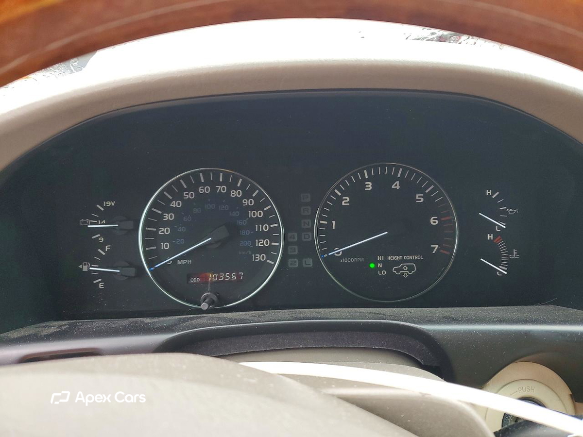 Lexus LX 2006