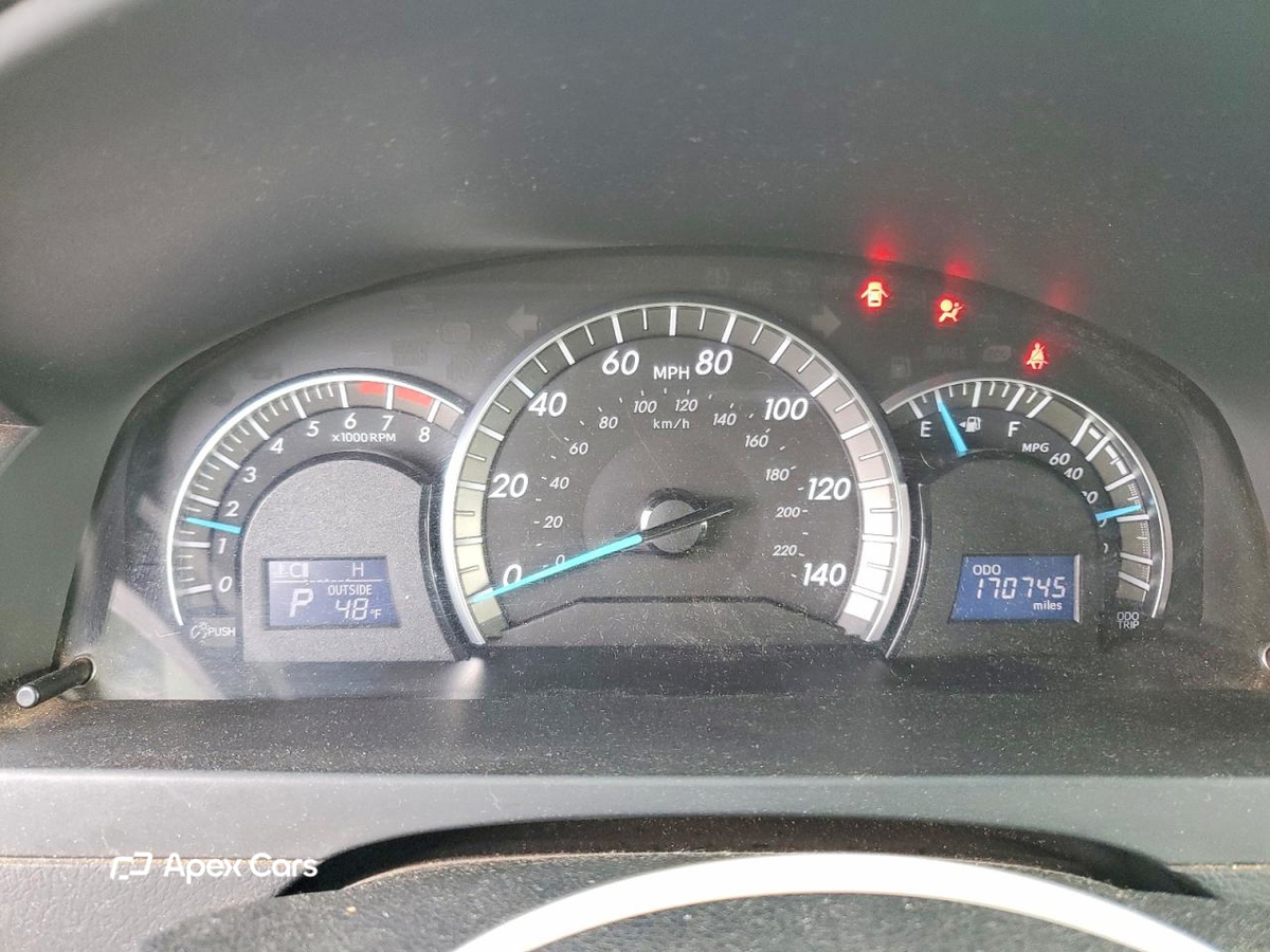 Toyota Camry 2012